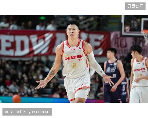 深圳队贺希宁荣获常规赛MVP，标志着本土球员正在扮演更重要角色。